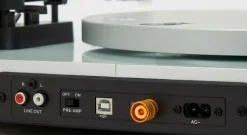 Aiwa Vinylpladespiller med bluetooth og usb