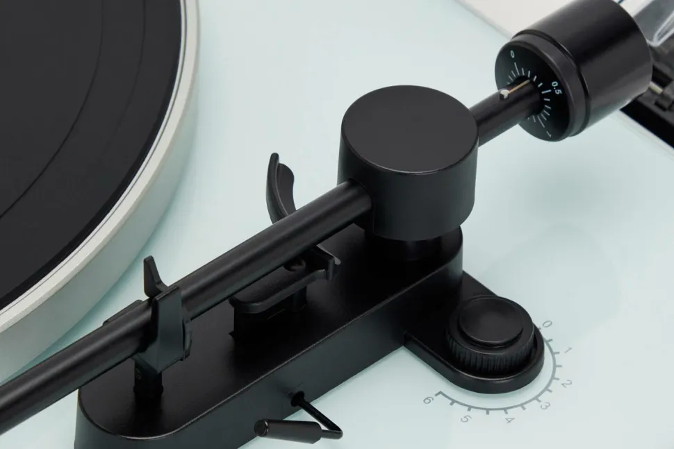 Aiwa Vinylpladespiller med bluetooth og usb