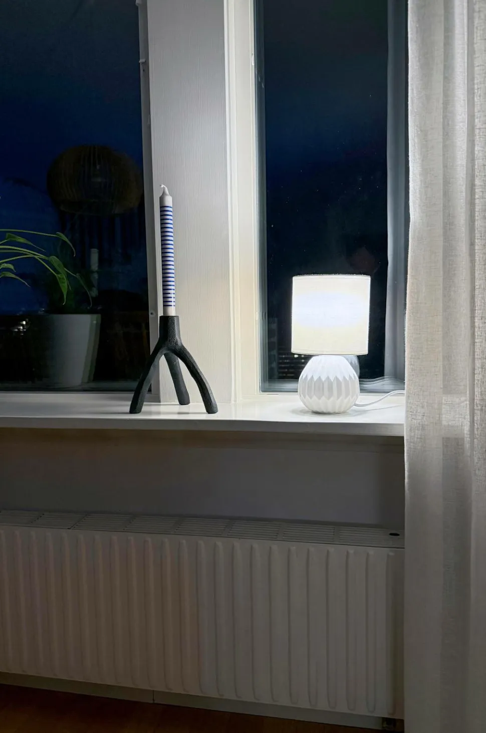 Aneta Lighting Bordlampe Charlotte