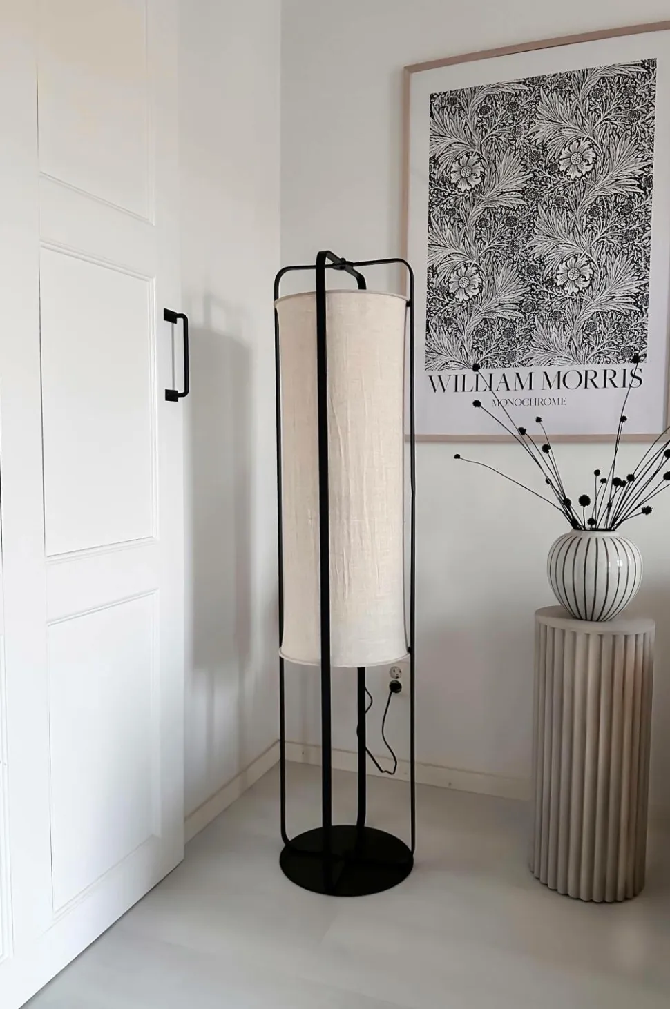 Aneta Lighting Gulvlampe Ronda