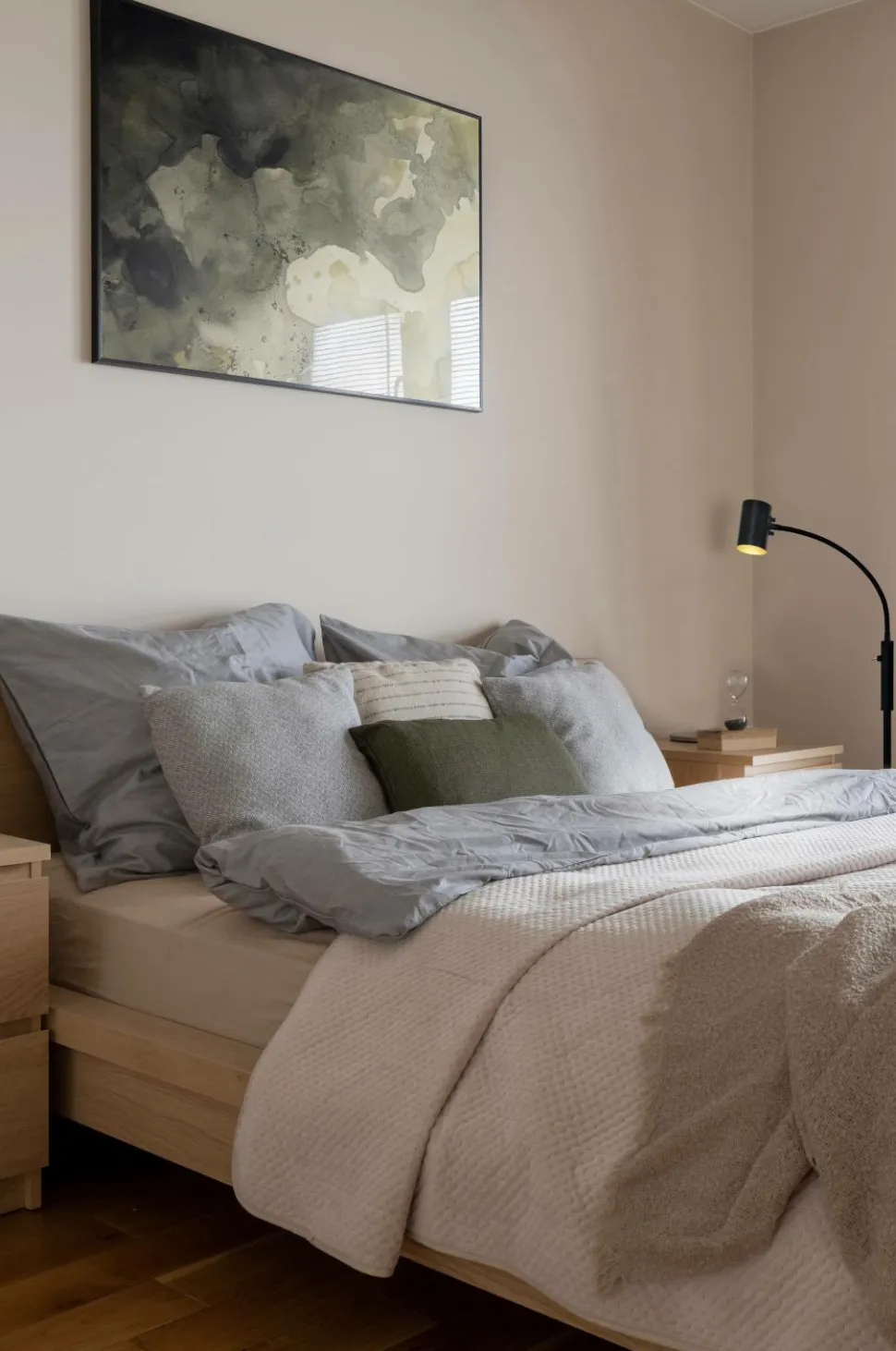 Aneta Lighting Gulvlampe Hugin