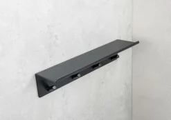 Beslag Design Base - krogskinne med hylde
