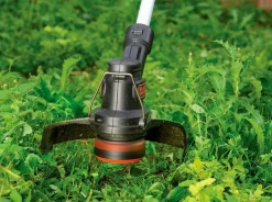 Black & Decker Græstrimmer 18V 25cm 2AH Batteri medfølger