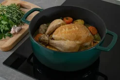 Combekk Støbejernsgryde 24 cm Holly Green med guldknop