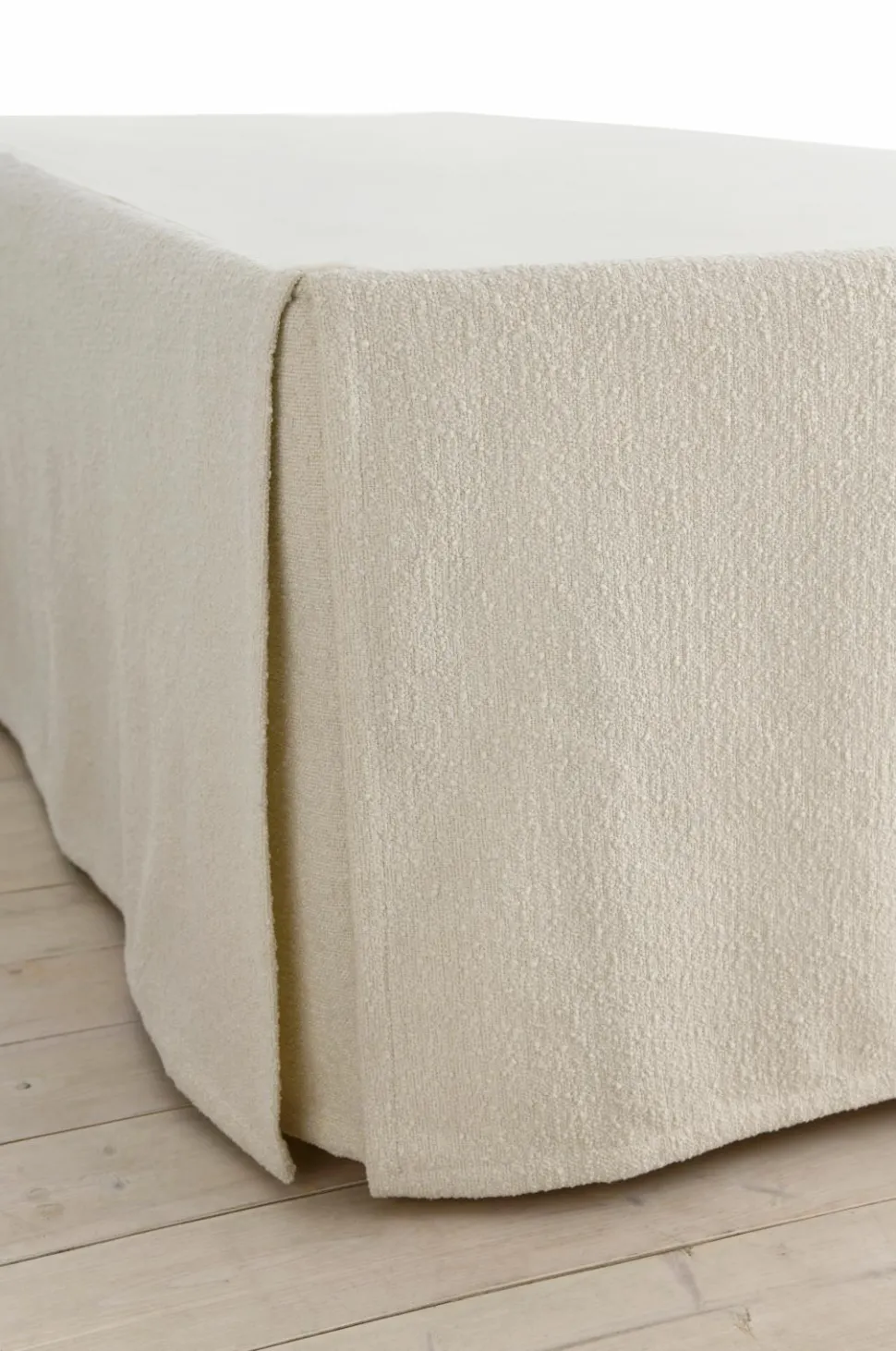 Ellos Home Sengekappe Altro i bouclé, højde 60 cm