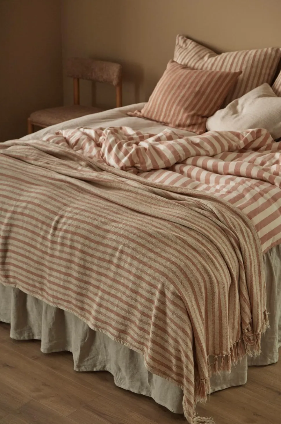 Ellos Home Sengetæppe / plaid Dima