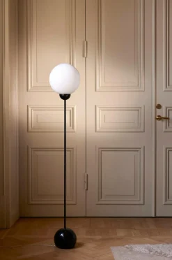 Globen Lighting Gulvlampe Ripley