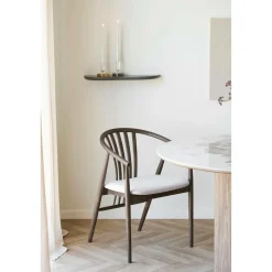 House Nordic Væghylde, Botta