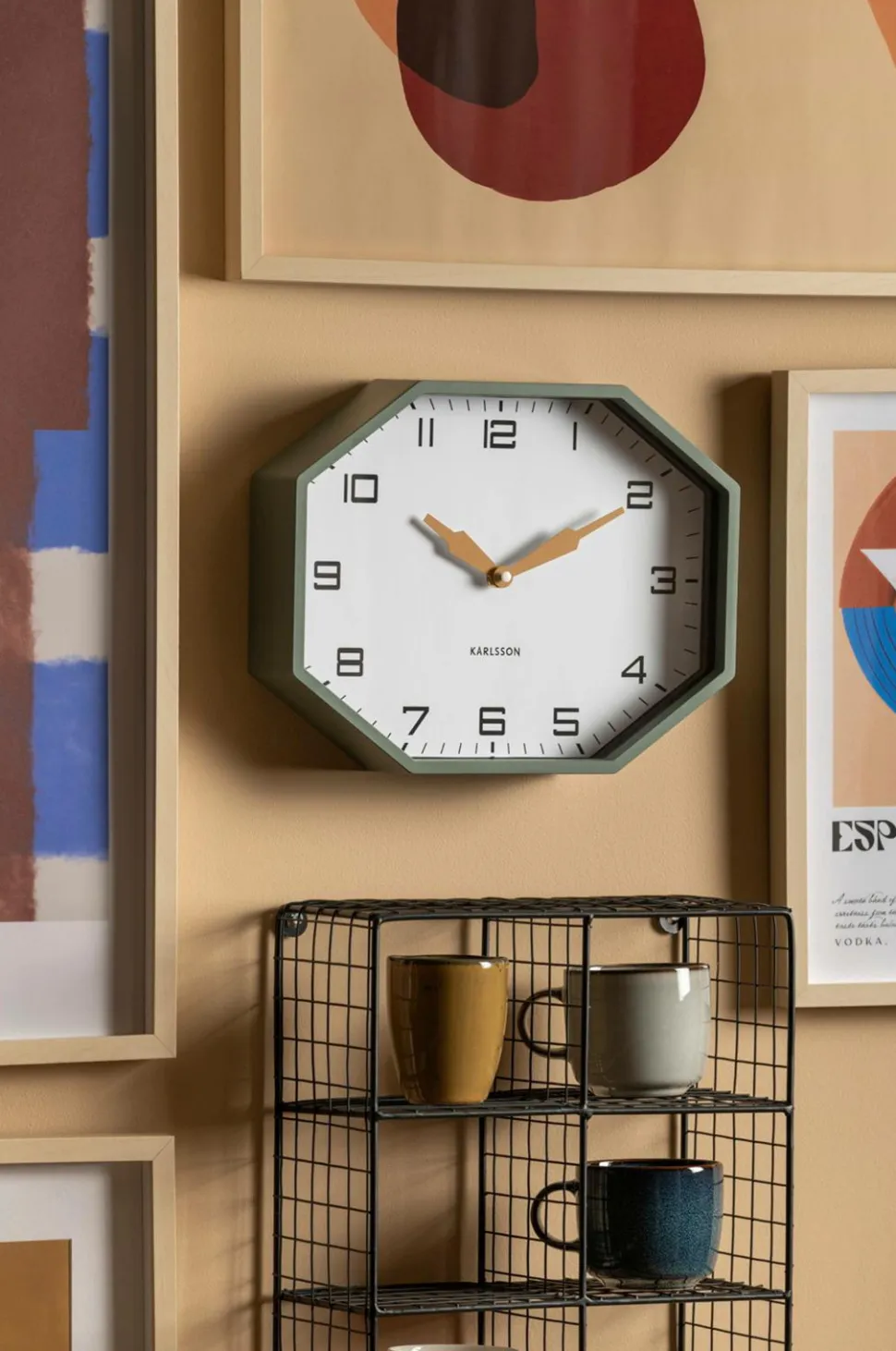 Karlsson Vægur Modern Factory Octagon