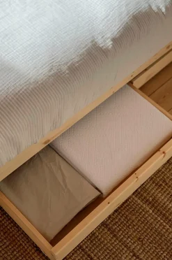 Karup Design Seng Kanso med 4 skuffer