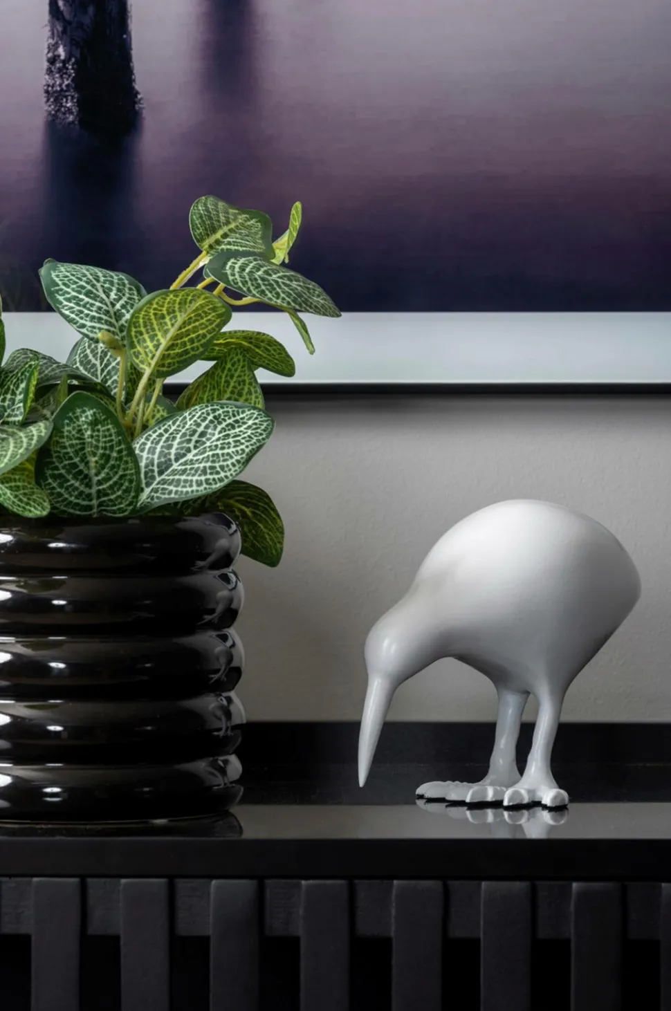 Present Time Statue Kiwi Bird