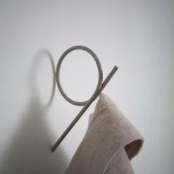 Spinder Design Frakkekrog Tuba L