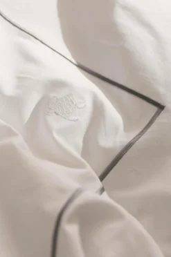 Staycation Sengesæt Careful Line i bomuldspercale 2 eller 3 stykker