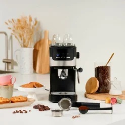 Tristar Espressomaskine Cm-2278 med mælkeskummer