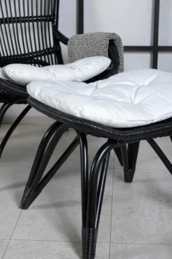 Venture Home Ella Lounge Chair