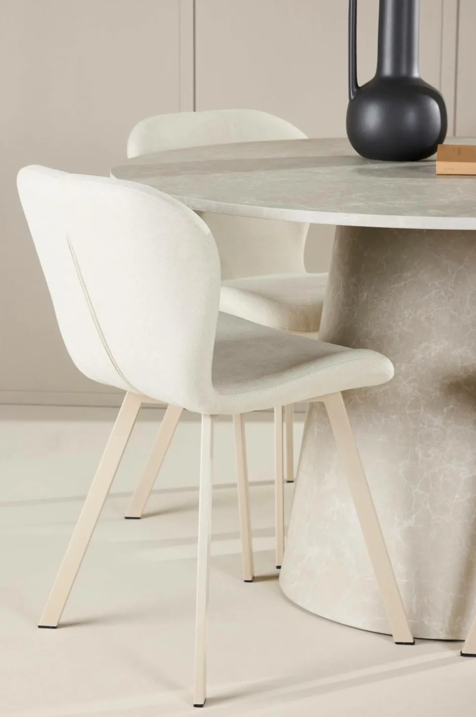 Venture Home Spisebord Lanzo med Lilja-stol