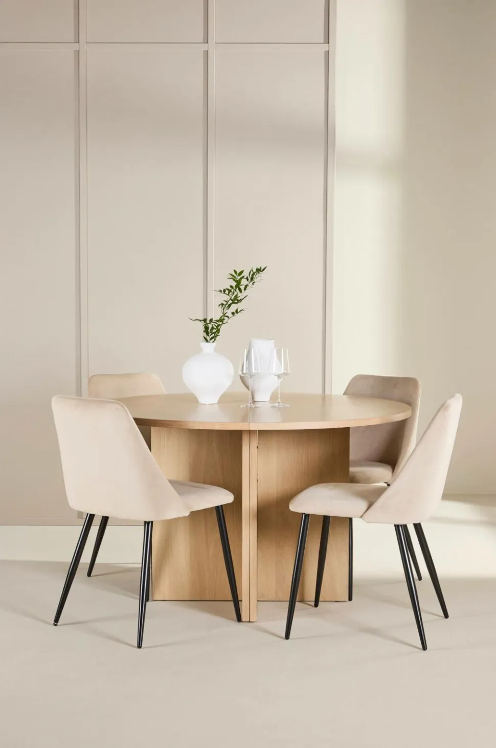 Venture Home Spisebord Strada med stol Night