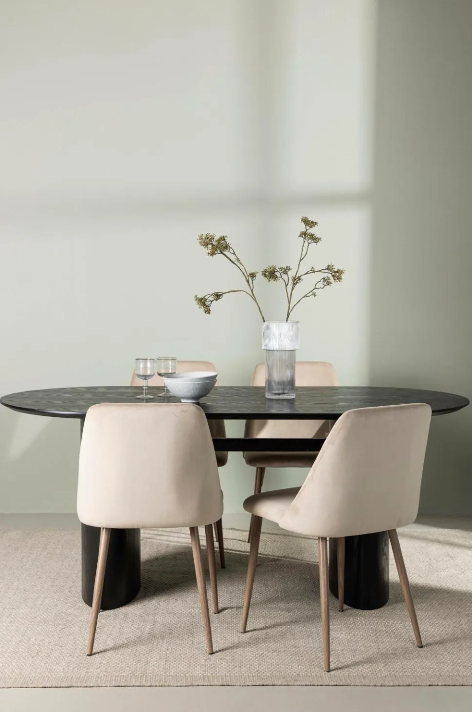 Venture Home Spisegruppe Isolde med 4 stk. stole Night