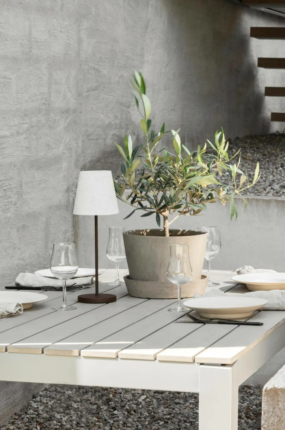 watt & VEKE Bordlampe Tyra bærbar